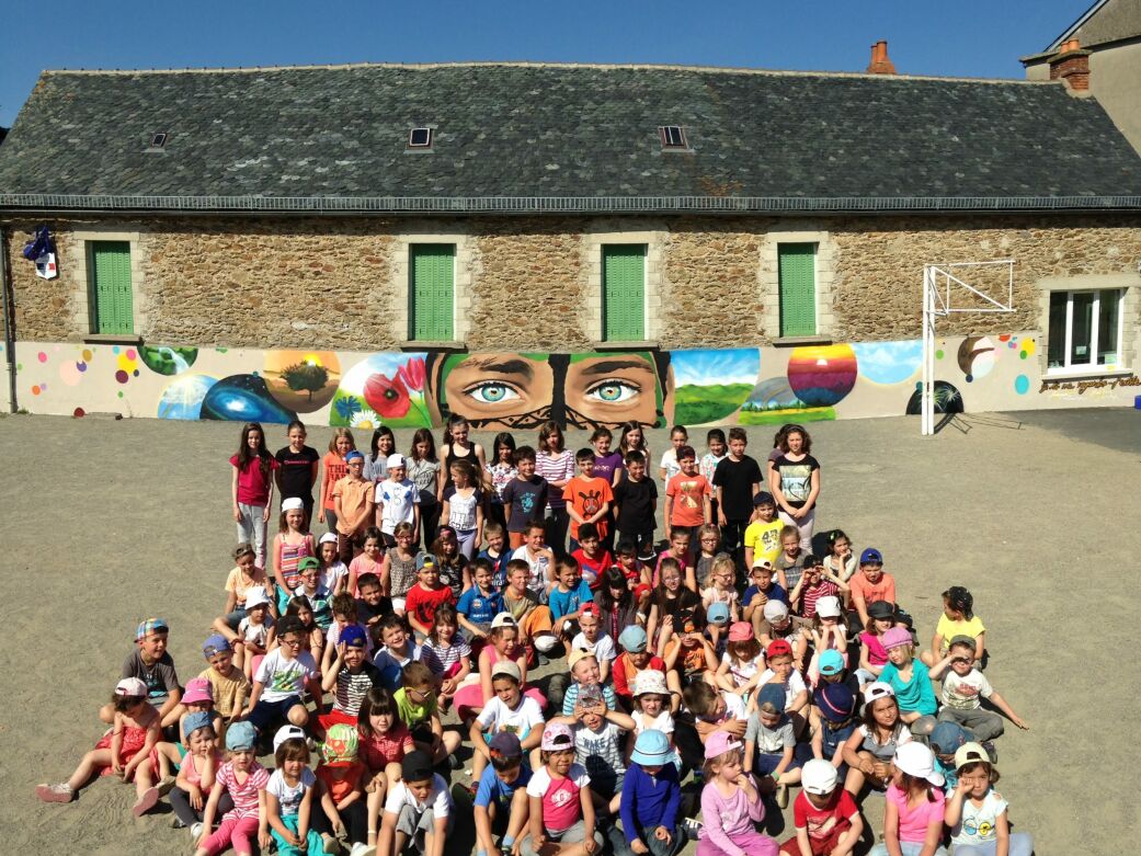 « Regards » – Œuvre collective – Ceignac (12) – 2015